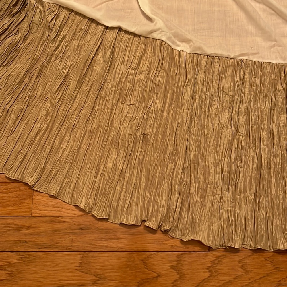 King Size Bedskirt Gold Fluted Crinkle